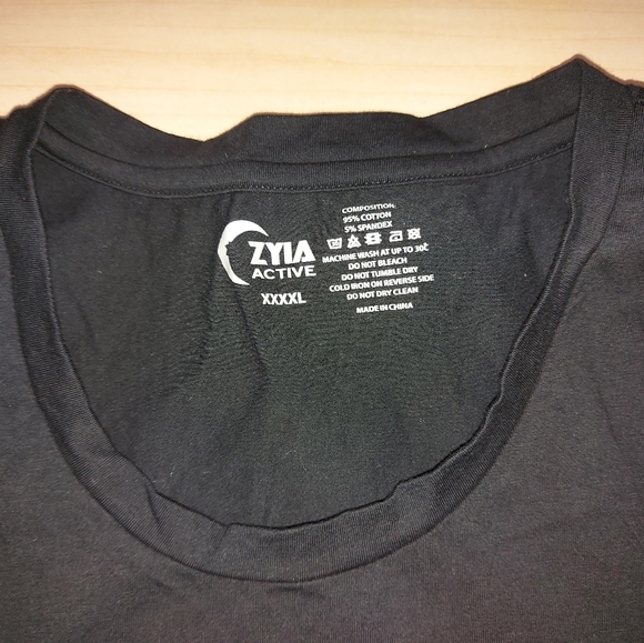 FINAL PRICE. ZYIA CLEAROUT!! Black Gold Kettle Moon Tank - Picture 4 of 5